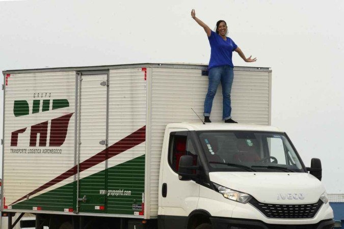  14/03/2023  Cr&eacute;dito: Carlos Vieira/CB/DA Press. Bras&iacute;lia, DF. Cidades. Mulheres que v&atilde;o &agrave; luta. Alice Lopes, motorista de caminh&atilde;o.
