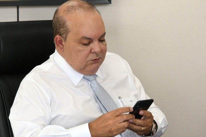 Contatos com aliados políticos