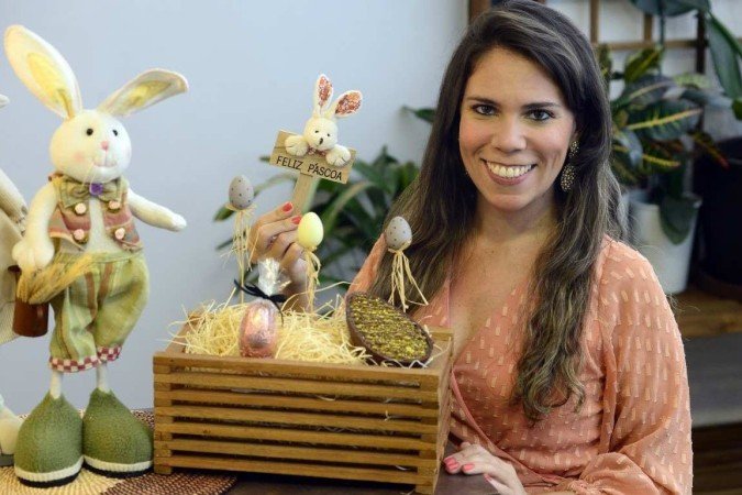  20/03/2023 Crédito: Marcelo Ferreira/CB/D.A Press. Brasil. Brasilia - DF -  Produção caseira de ovos de páscoa. Bianca Barreto.