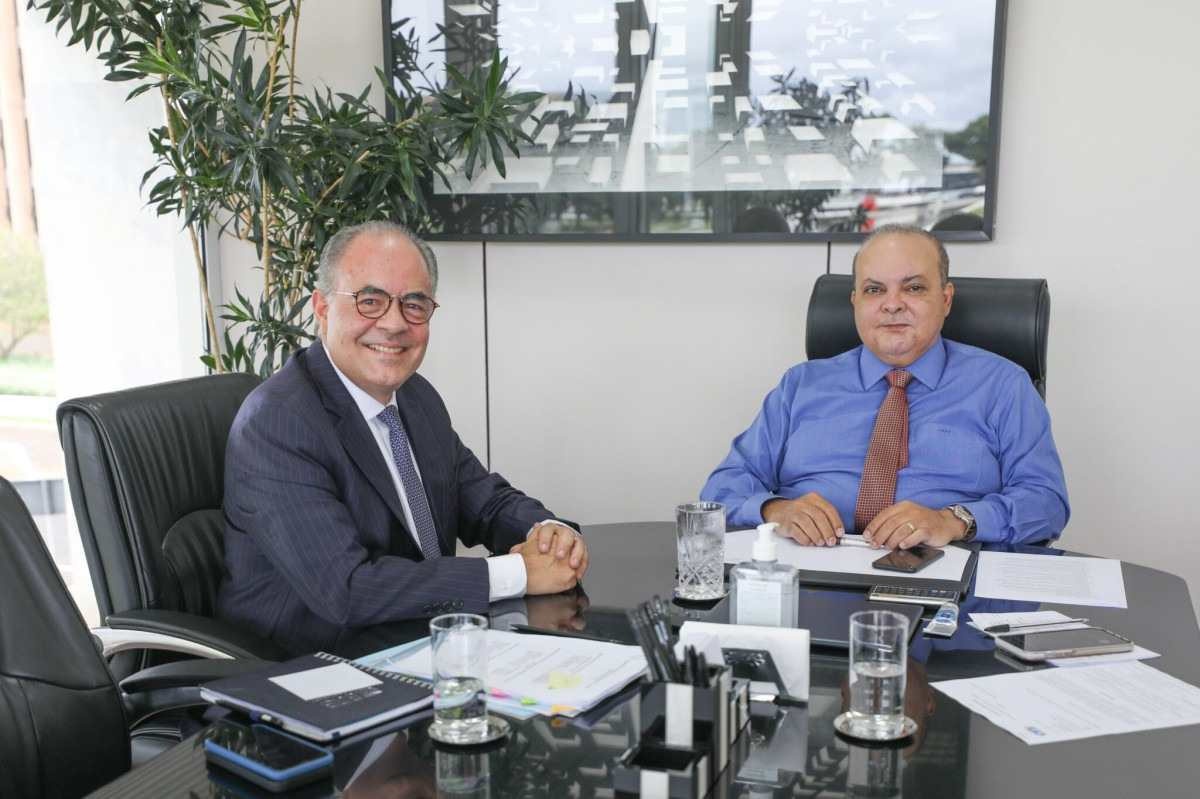 Ibaneis mantém Edison Garcia na presidência da CEB