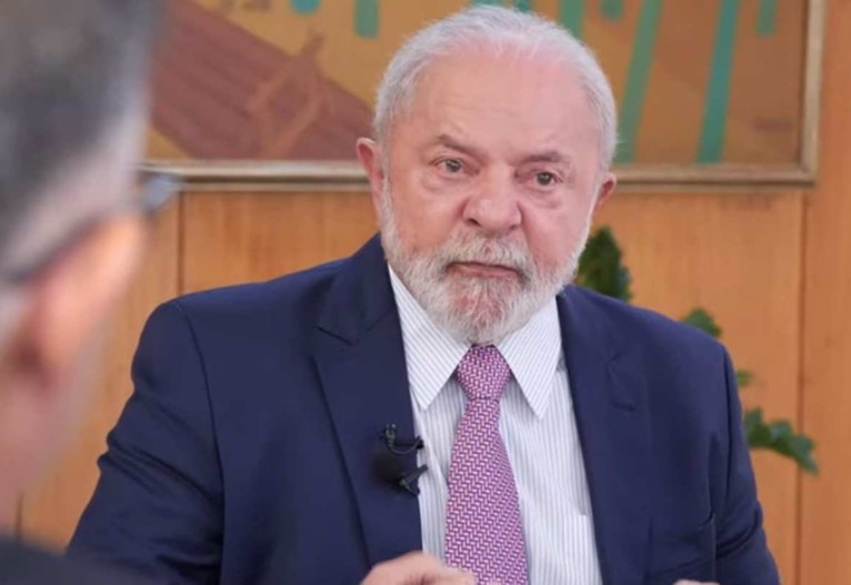 Lula chama de ataque a creche em Blumenau de 'monstruosidade' e