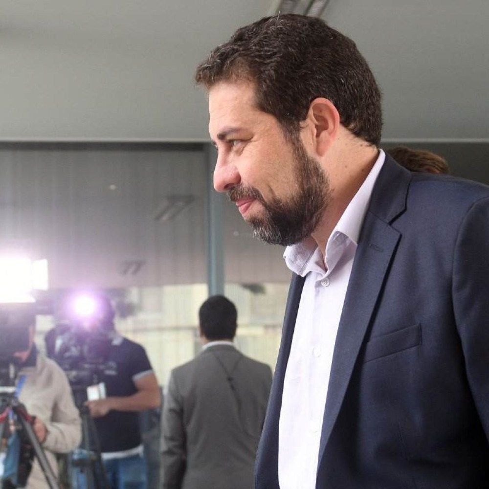 PDT oficializa apoio pr candidatura de Boulos em SP nas