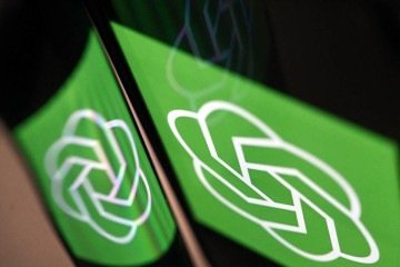 Esta imagem ilustrativa mostra o logotipo ChatGPT exibido em um smartphone em Washington, DC, em 15 de março de 2023. - (crédito: OLIVIER DOULIERY/AFP) Esta imagem ilustrativa mostra o logotipo ChatGPT exibido em um smartphone em Washington, DC, em 15 de março de 2023. - (crédito: OLIVIER DOULIERY/AFP)