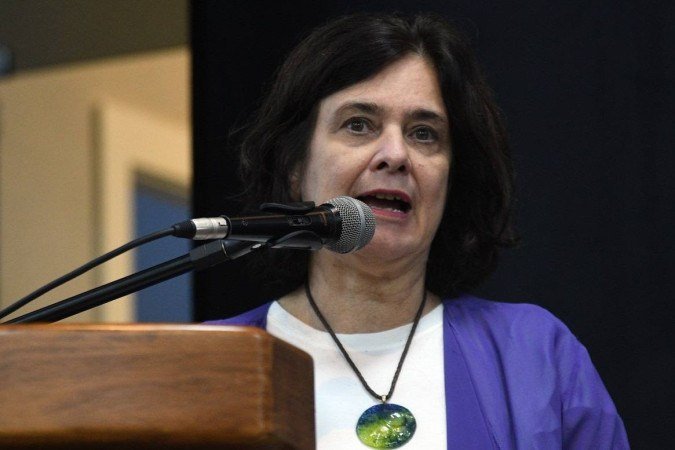  24/03/2023 Credito: Ed Alves/CB/DA.Press. Economia. Termo de acordo de reajuste de 9% para servidores federais é assinado. Presente os Ministros:  Marcio Macedo - Minsitro de Estado Chefe da Secretaria Geral da Presidencia da Republica, Ministra da Saude Nisia Trindadee e a Ministra Esther Dweck. 