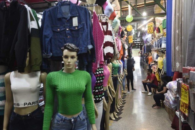  22/03/2023. Crédito: Minervino Júnior/CB/D.A Press. Brasil.  Brasilia - DF. Aniversário da Ceilândia. Feira da Ceilândia.