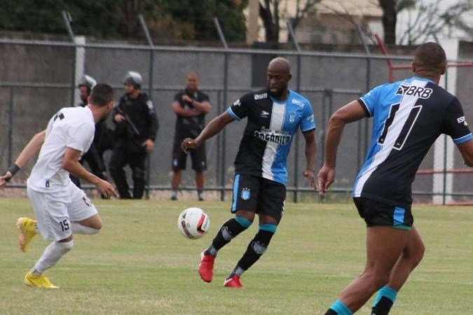 Novamente entre os quatro melhores clubes do Candangão, o Capital deseja alcançar sonhos maiores como o título inédito - (crédito: Gustavo Roquete/Capital CF) Novamente entre os quatro melhores clubes do Candangão, o Capital deseja alcançar sonhos maiores como o título inédito - (crédito: Gustavo Roquete/Capital CF)