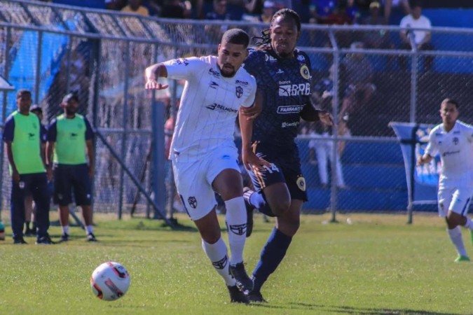 Também com o uso do VAR, Cobra Sucuri e Leões do Planalto fizeram as semifinais do Candangão 2023. Posteriormente, o Real Brasília se sagrou campeão - (crédito: Eduardo Ronque/ Real Brasília) Também com o uso do VAR, Cobra Sucuri e Leões do Planalto fizeram as semifinais do Candangão 2023. Posteriormente, o Real Brasília se sagrou campeão - (crédito: Eduardo Ronque/ Real Brasília)