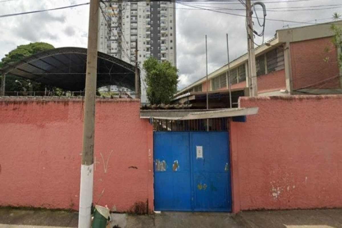 Tuíte de aluno que matou professora será investigado, diz secretário