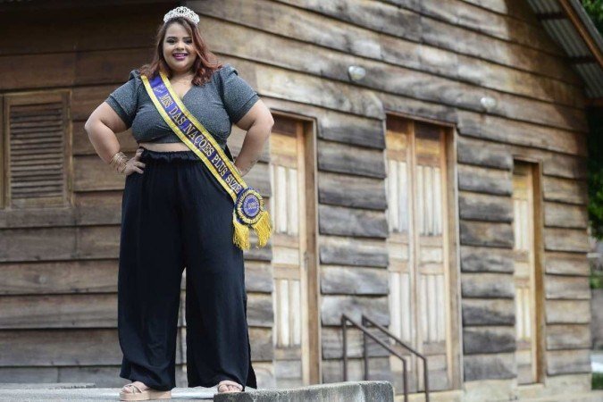  28/03/2023 Cr..dito: Marcelo Ferreira/CB/D.A Press. Brasil. Brasilia - DF -  Tereza Raquel Souza Gomes, modelo plus size aqui de Bras..lia, pauta sobre os perigos de encarar a magreza como uma moda ou tend..ncia. Biotipos n..o poderem ser considerados tend..ncias. ..
    