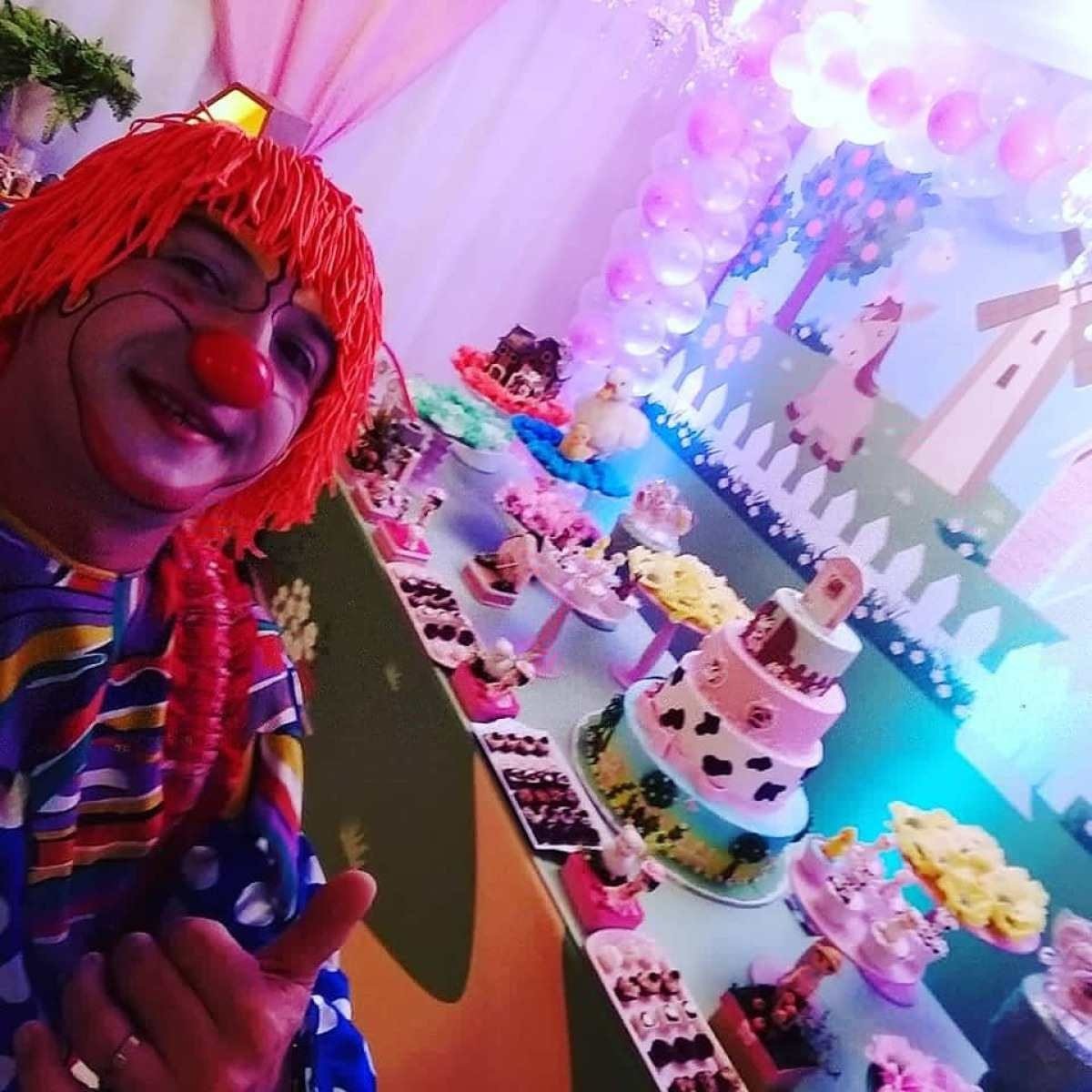 O palhaço era contratado como animador de festas infantis