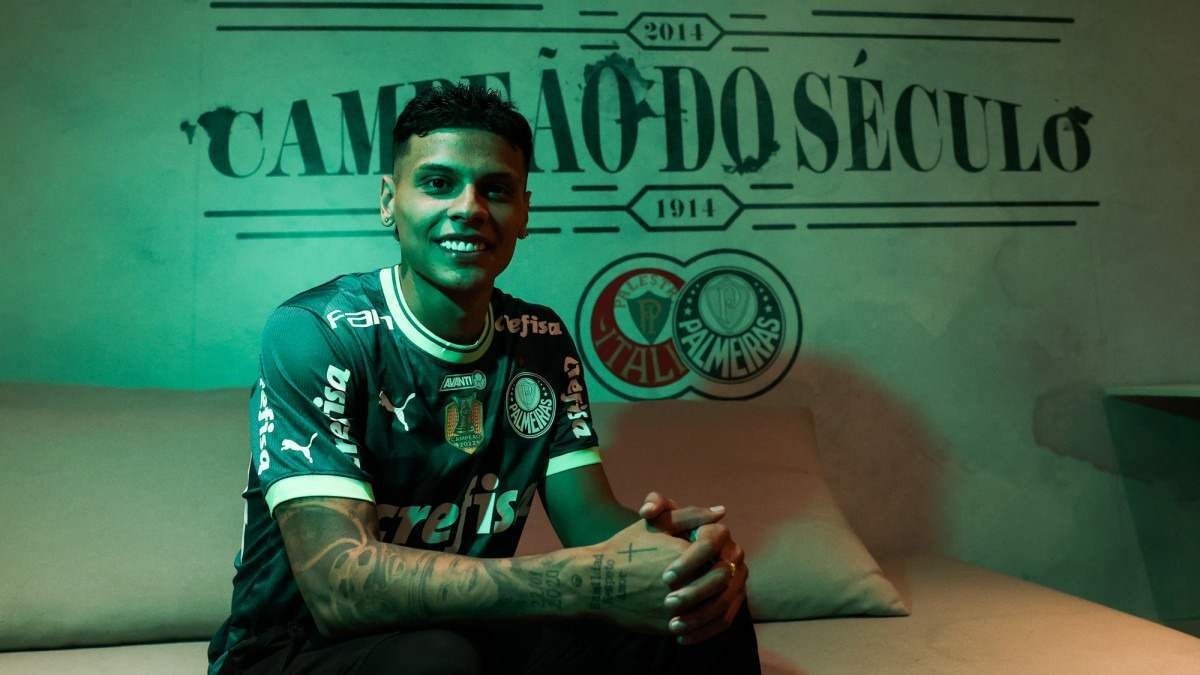 Palmeiras anuncia o volante colombiano Richard Ríos para a vaga de Danilo