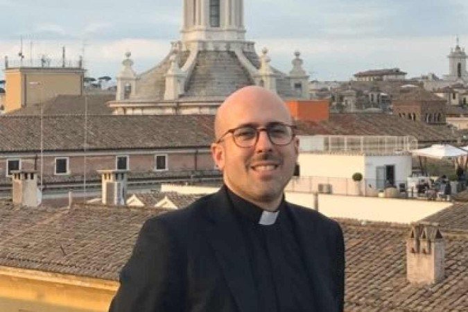 Roberto Regoli, vaticnaista, diretor do Departamento de História da Igreja da Pontifícia Universidade Gregoriana (em Roma) e da revista Archivum historiae pontificiae - (crédito: Arquivo pessoal ) Roberto Regoli, vaticnaista, diretor do Departamento de História da Igreja da Pontifícia Universidade Gregoriana (em Roma) e da revista Archivum historiae pontificiae - (crédito: Arquivo pessoal )