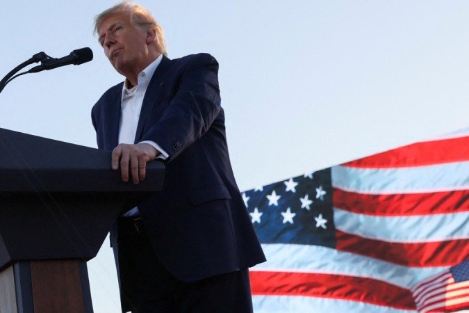 Donald Trump se tornou réu pela acusação de suborno supostamente feito a uma atriz pornô pouco antes das eleições presidenciais de 2016 - (crédito: Reuters) Donald Trump se tornou réu pela acusação de suborno supostamente feito a uma atriz pornô pouco antes das eleições presidenciais de 2016 - (crédito: Reuters)