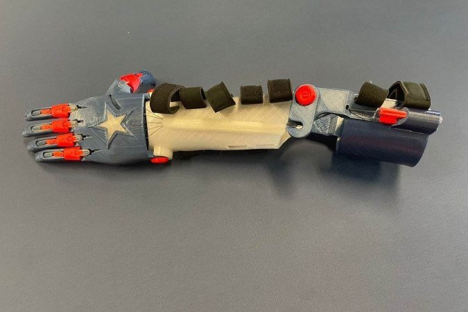 Prótese ajuda na promoção da autoestima das crianças e demais beneficados -  (crédito: Divulgação/Iesb)