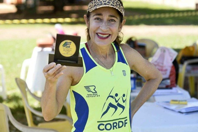 Paula Monteiro, fundadora de associação de corredores, conquistou o troféu em 1998