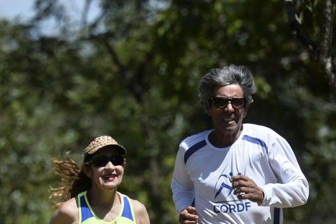  01/04/2023. Crédito: Minervino Júnior/CB/D.A Press. Brasil.  Brasilia - DF. Atletas corredores que estão treinando no Parque da Cidade para a Maratona de Brasília do Correio Braziliense. Paula Monteiro e Ruiter Roberto responsáveis pela CORDF(corredores de rua do DF).