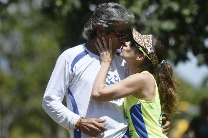  01/04/2023. Crédito: Minervino Júnior/CB/D.A Press. Brasil.  Brasilia - DF. Atletas corredores que estão treinando no Parque da Cidade para a Maratona de Brasília do Correio Braziliense. Paula Monteiro e Ruiter Roberto responsáveis pela CORDF(corredores de rua do DF).