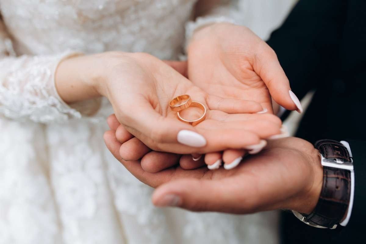 Assaltantes invadem festa de casamento em Manaus e roubam convidados