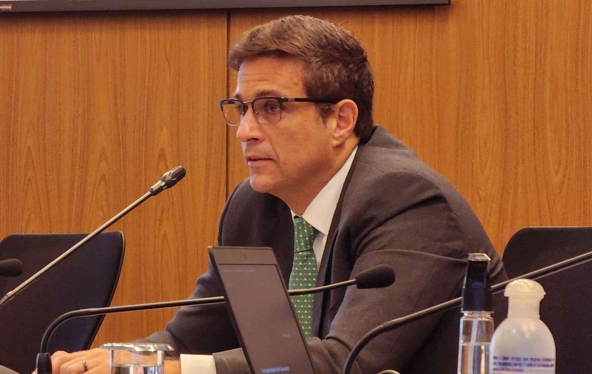 Campos Neto destaca surpresa positiva do PIB e emprego resiliente