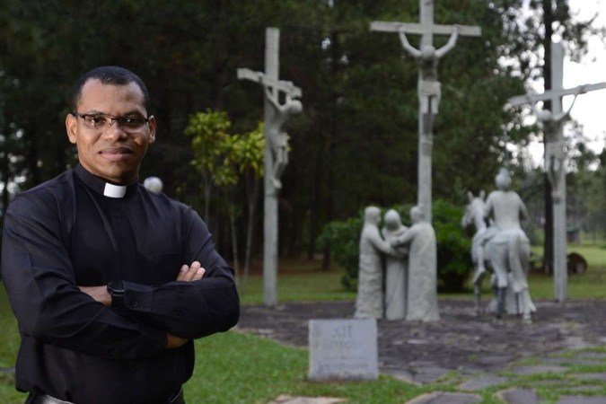 Para o padre Antônio, a data relembra a crucificação