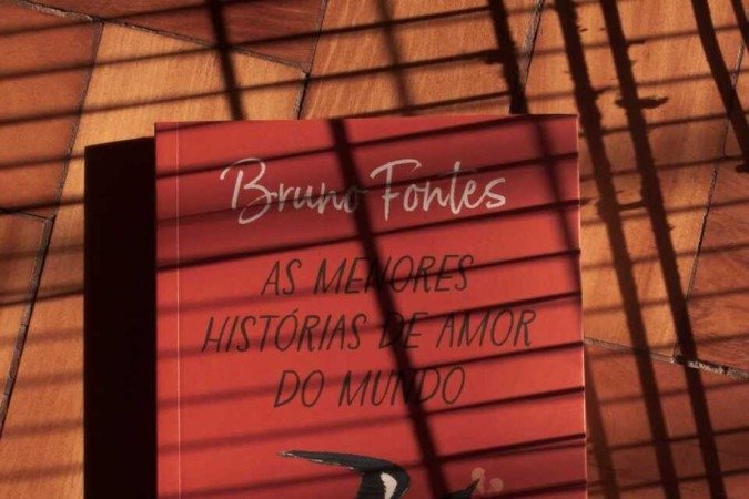 O livro contempla minicontos, minicrônicas e histórias de amor 
