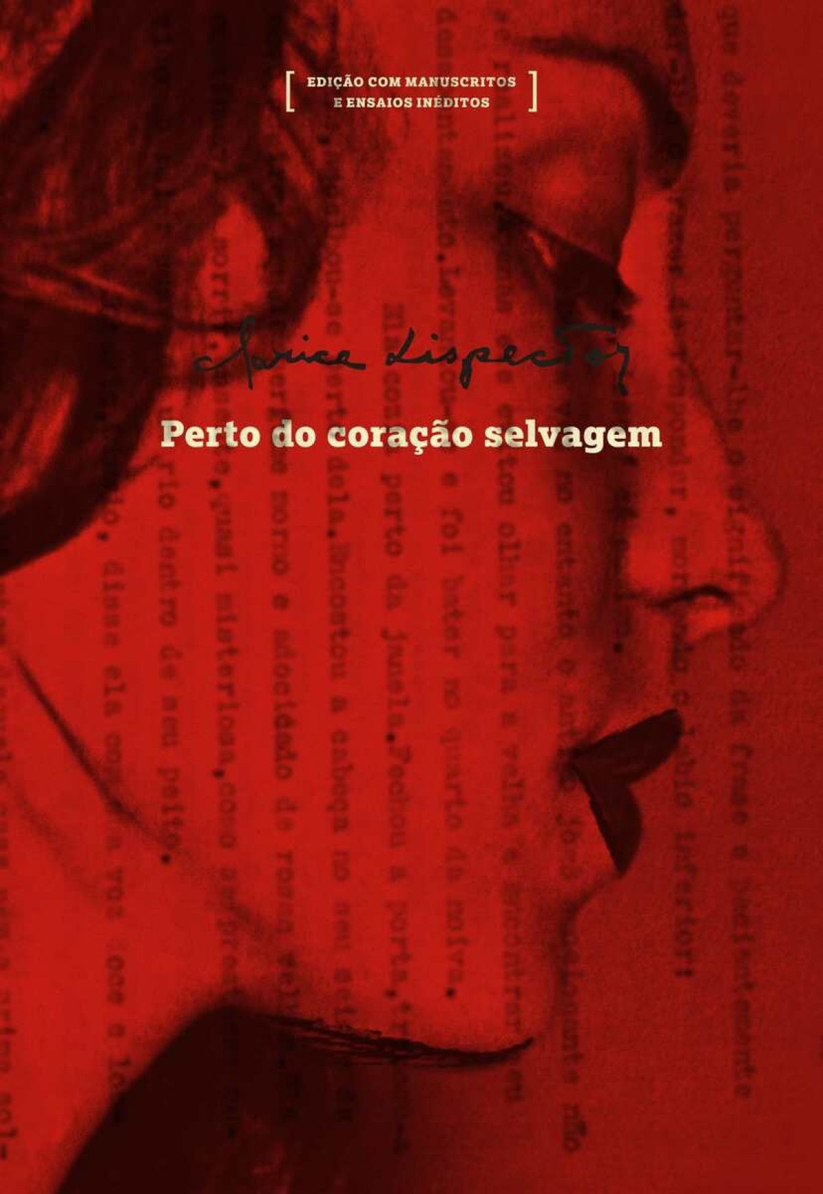 Perto do coração selvagem, Clarice Lispector, pela Editora Rocco (R$ 149,90) Primeiro livro de Clarice Lispector. Singular, poético e envolvente, ganhou, no fim de 2022, uma belíssima edição, passando, assim, a fazer parte da coleção Manuscritos e Ensaios Inéditos. O volume, com projeto em capa dura e sobrecapa de papel vegetal, reúne imagens dos datiloscritos originais de Clarice.