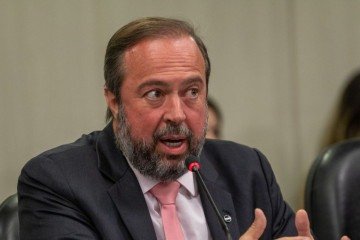 Silveira: 'A MP não pode ser fatiada, porque o Luz do Povo já está valendo desde o dia 5, então a medida já cumpriu o seu papel com relação a essa proteção social' -  (crédito:  Ag..ncia Brasil)