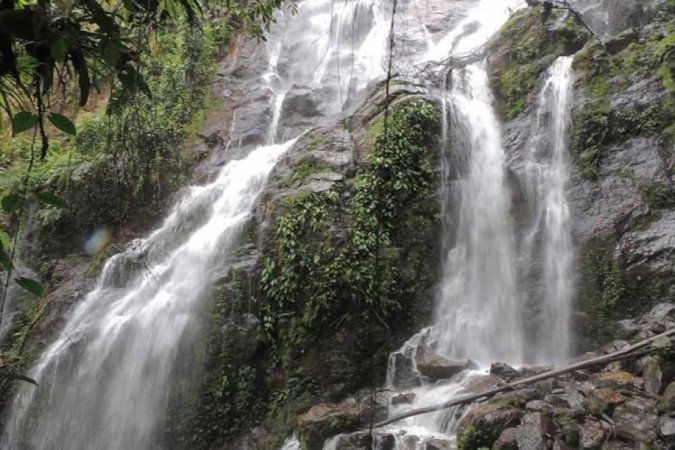 A Cachoeira Pedra Grande é um local de difícil o - (crédito: Reprodução/Prefeitura de Miracatu) A Cachoeira Pedra Grande é um local de difícil o - (crédito: Reprodução/Prefeitura de Miracatu)