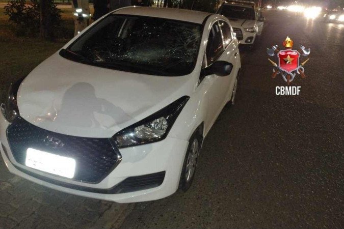 Motorista atropela três pessoas que estavam em calçada no Riacho Fundo I