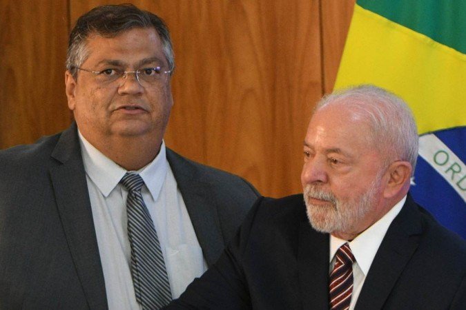 Segundo Lula, trabalho de Dino desperta adversários, Segundo Lula, trabalho de Dino desperta adversários,
