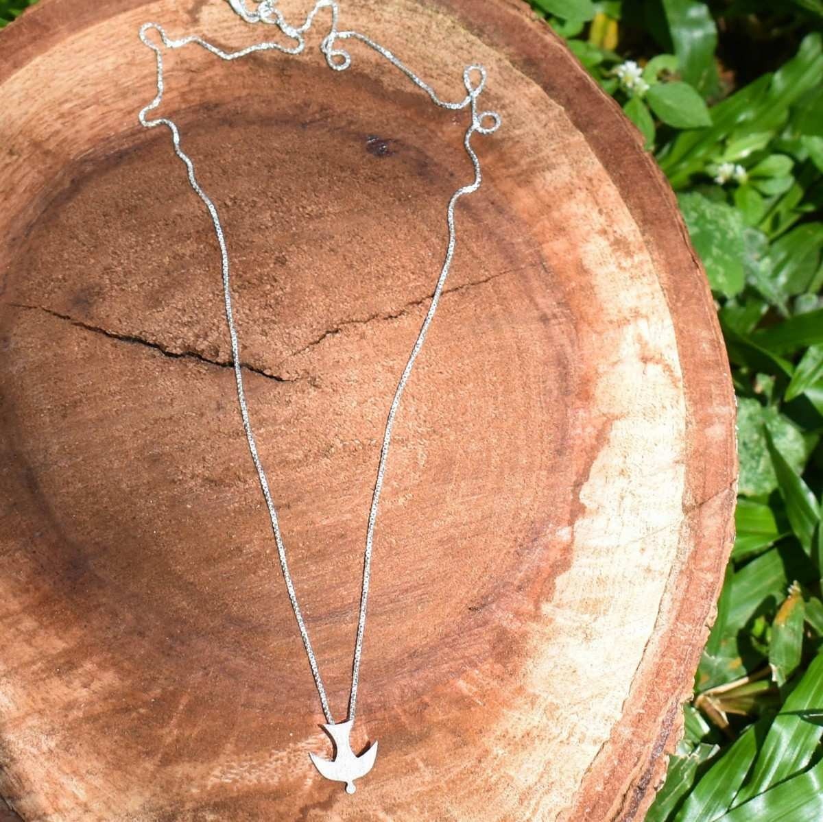 Colar do Esp&iacute;rito Santo, da Funda&ccedil;&atilde;o Athos Bulc&atilde;o (R$ 170)