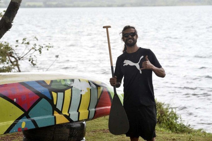  11/04/2023. Crédito: Minervino Júnior/CB/D.A Press. Brasil.  Brasilia - DF. Orla do Lago. Professor de canoagem Vagner Luis.