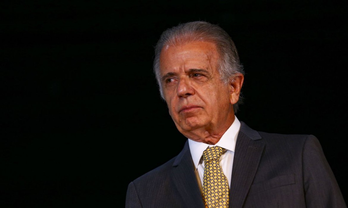 José Múcio defende aumento do orçamento da Defesa para 2% do PIB 