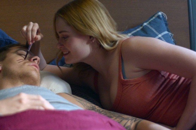 Belo desastre: jovens ficam 30 dias dividindo a cama - (crédito: Diamond Films/Divulgacao) Belo desastre: jovens ficam 30 dias dividindo a cama - (crédito: Diamond Films/Divulgacao)