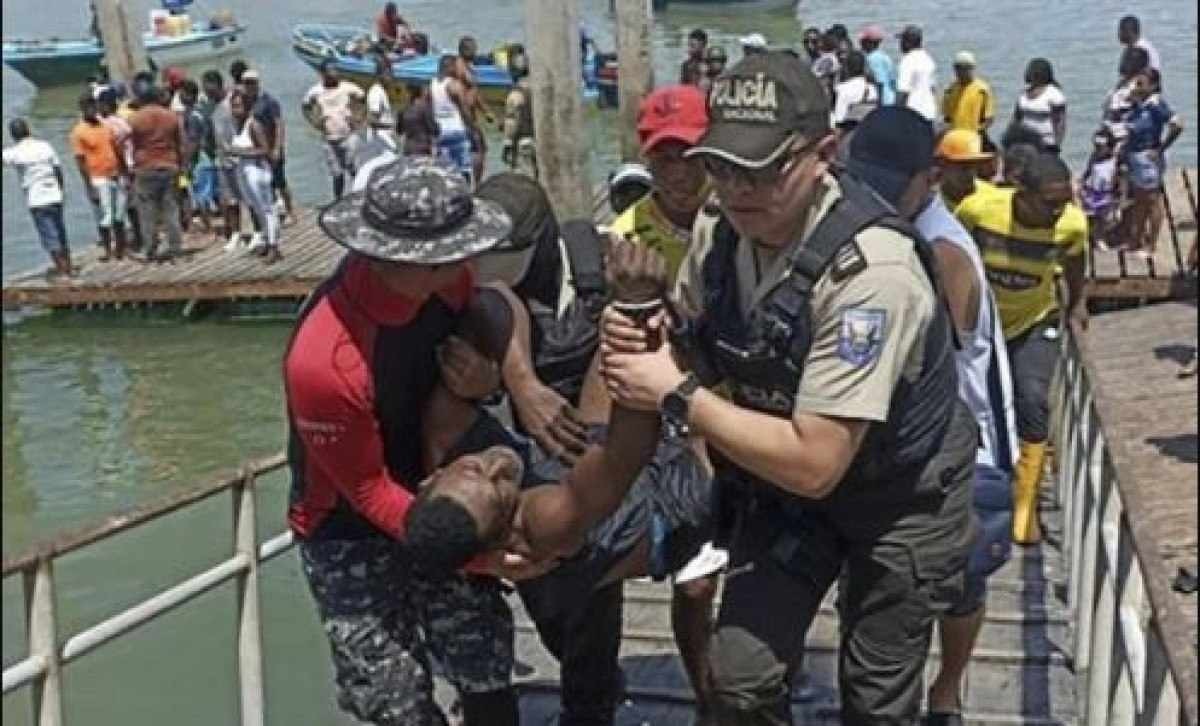 Trinta atiradores matam nove pessoas em porto no norte do Equador