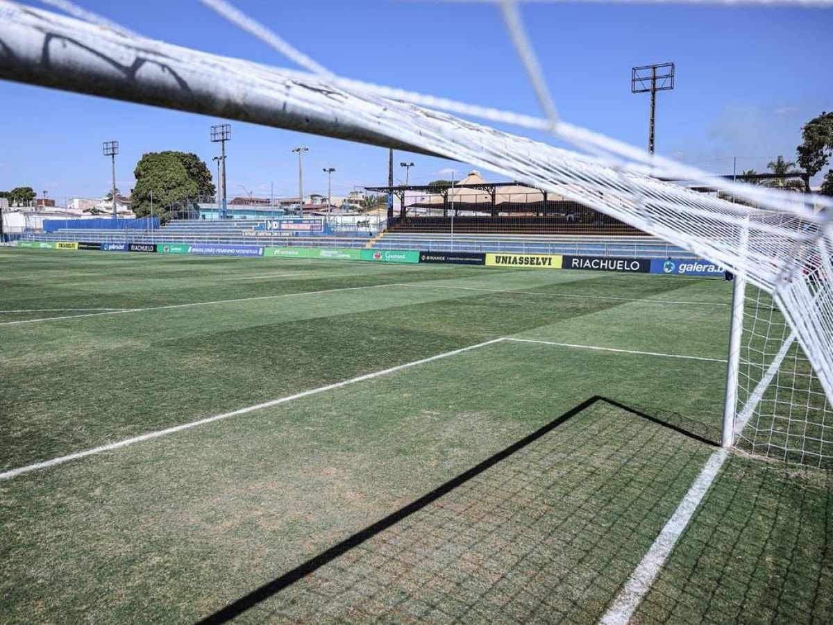 Jogo do Brasil faz maior audiência do futebol feminino na Globo em 3 anos -  16/11/2022 - UOL Esporte