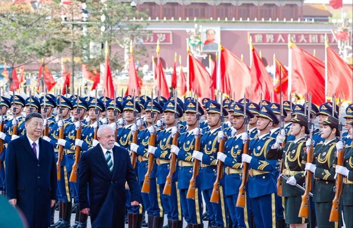 Brasil e China em nota conjunta: diálogo é única opção para guerra na Ucrânia