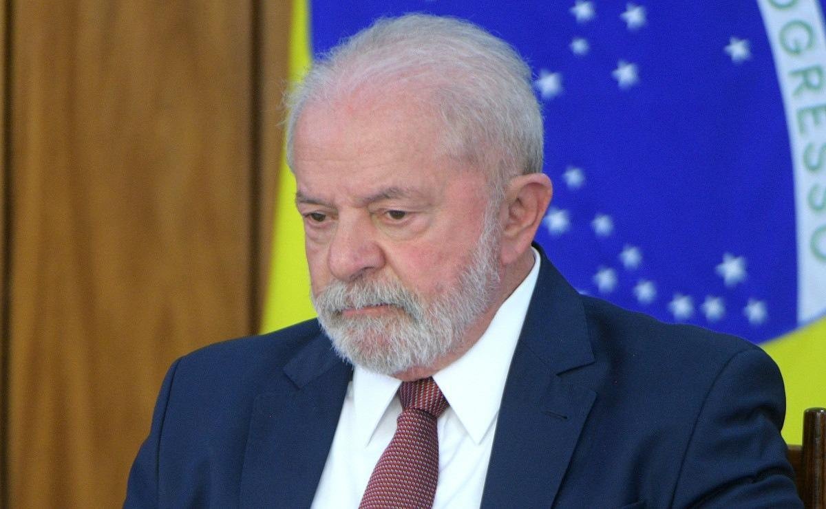 Lula viaja a São Paulo para comparecer ao enterro de afilhada
