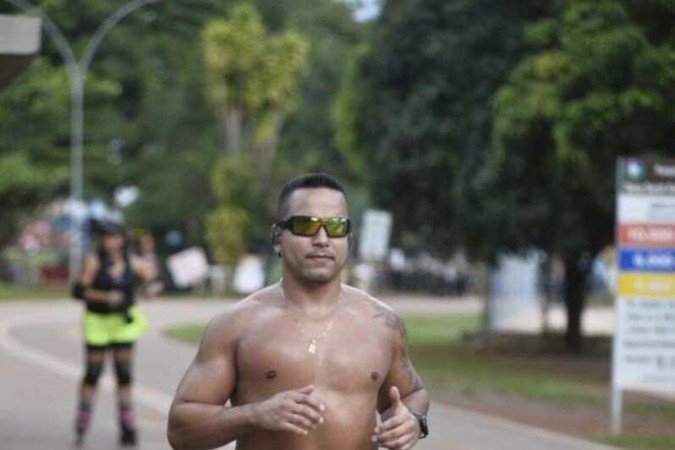 Para Alexandre Araújo, o local é saúde 
e ponto de encontro com amigos  