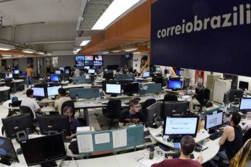 Os estudantes terão contato com a redação e, no final do curso, vão produzir um caderno sobre um tema ainda a ser revelado -  (crédito:  Ed Alves/CB/DA.Press)