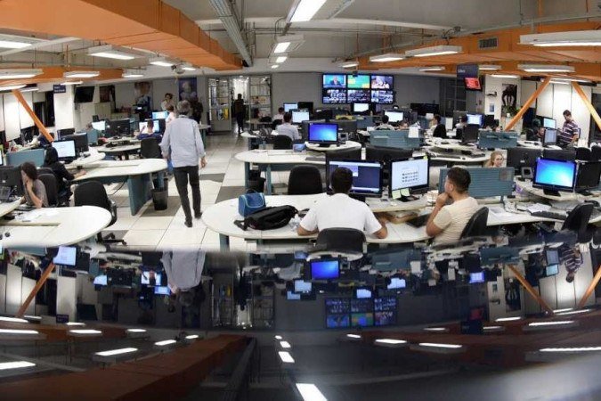 Redação do Correio, cujos repórteres vão interagir com os alunos, é considerada uma das maiores do país - (crédito: Ed Alves/CB/DA.Press) Redação do Correio, cujos repórteres vão interagir com os alunos, é considerada uma das maiores do país - (crédito: Ed Alves/CB/DA.Press)