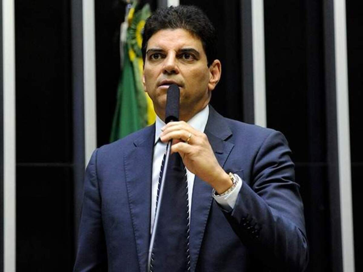 Relatório do novo arcabouço fiscal deve ser apresentado na próxima quarta (10/5)