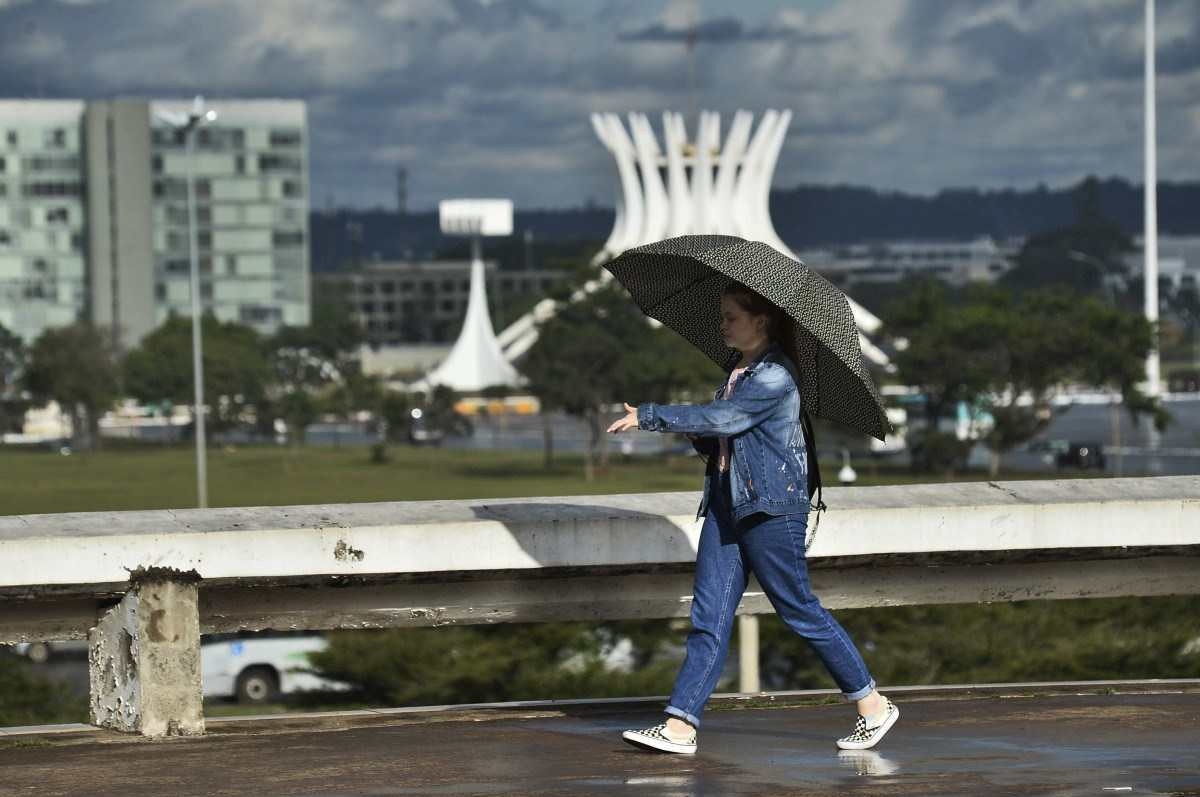 Sábado será de chuva em Brasília, mas calor persiste e máxima chega a 31ºC