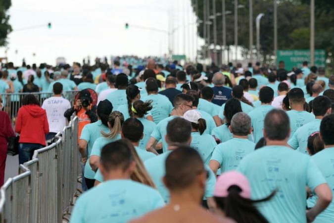 Maratona Brasília 2023, evento ocorre dentro do calendário de comemorações do aniversário da cidade -  (crédito: ED ALVES/CB/D.A.Press)