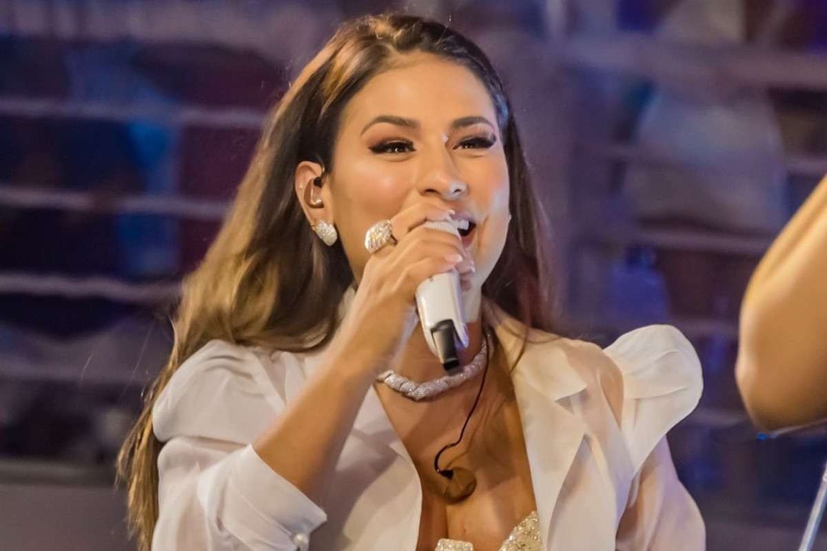 Simone Mendes, ex-dupla de Simaria, faz primeiro show solo em Brasília