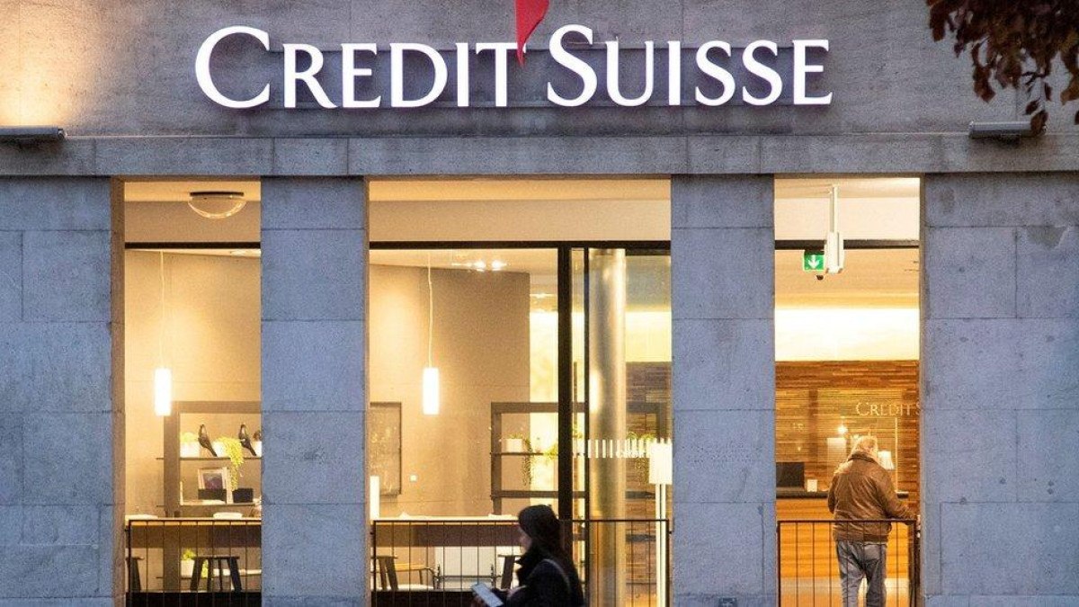 A fuga bilionária de recursos que quase quebrou o Credit Suisse revelada pelo último balanço do banco