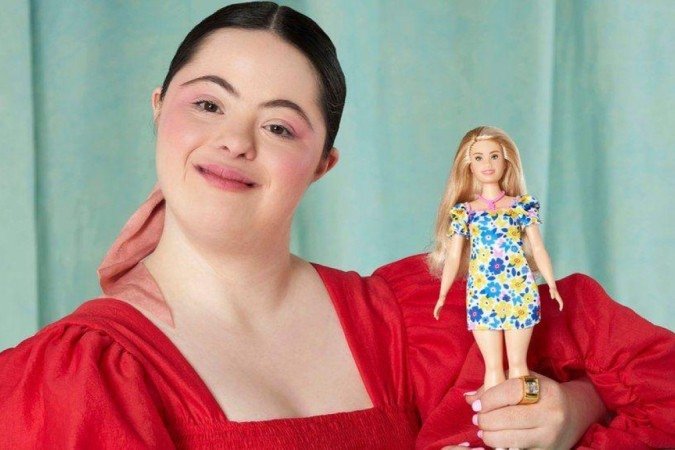 A modelo britânica Ellie Goldstein disse que se sentiu 'impressionada' quando viu a nova Barbie - (crédito: Mattel ) A modelo britânica Ellie Goldstein disse que se sentiu 'impressionada' quando viu a nova Barbie - (crédito: Mattel )