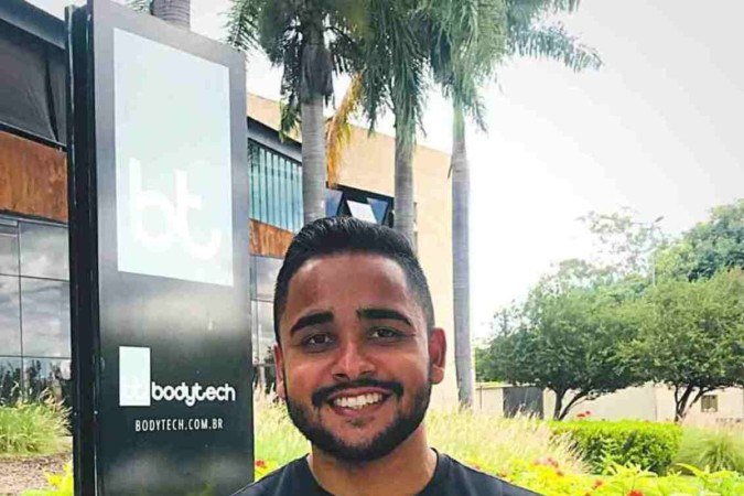 O professor Victor Lucas Silva destaca que é importante dormir de seis a oito horas por dia