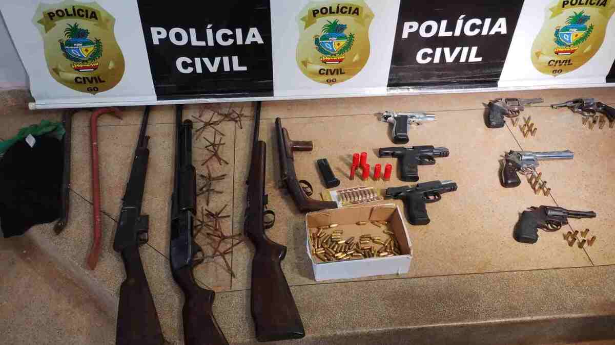 PM de Goiás busca por cinco suspeitos que roubariam o pedágio de Cristalina