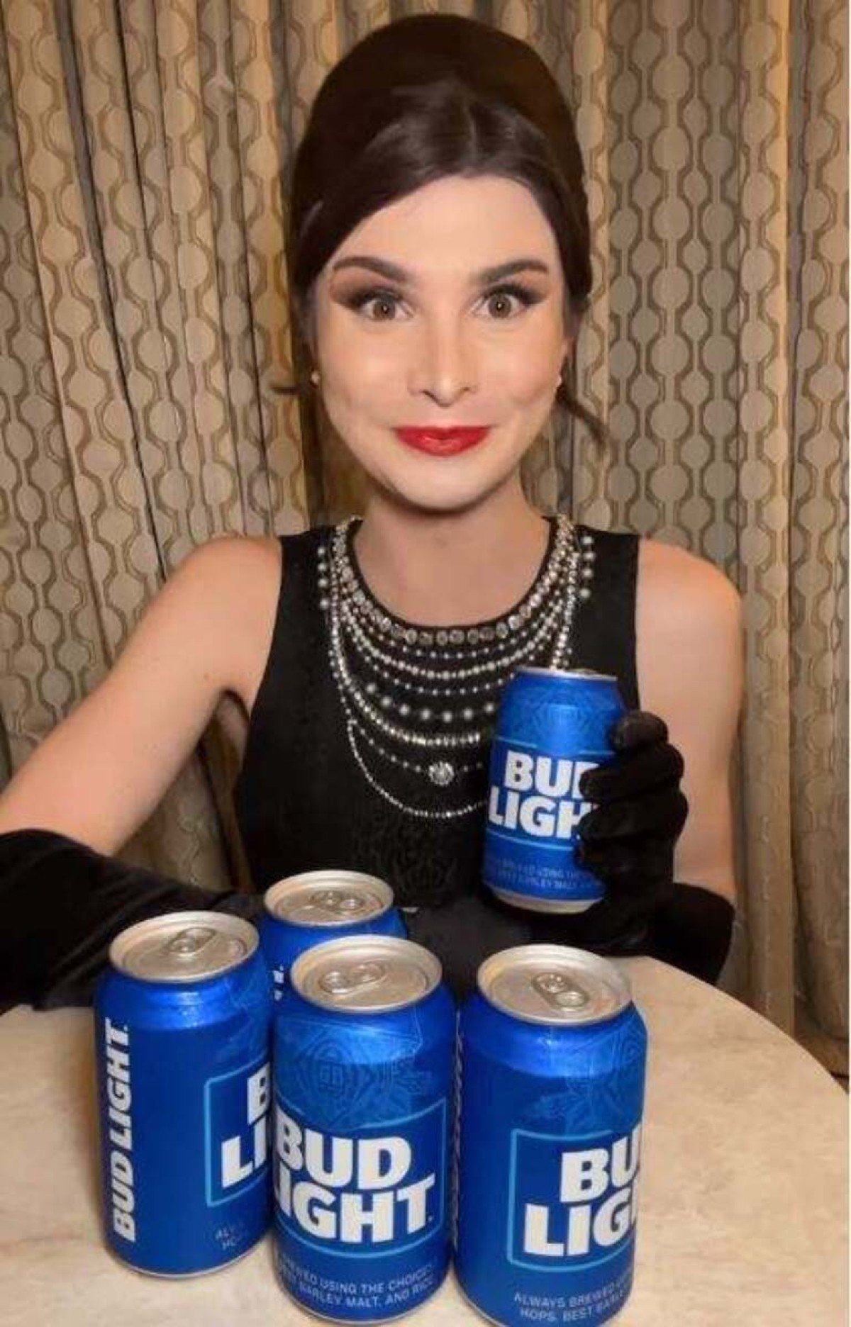 Mulvaney Budweiser Commercial - v3jvvnq